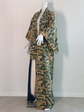 Kimono Robe / Japanese Classy Floral Patterned Silk Vintage Kimono 0613250106