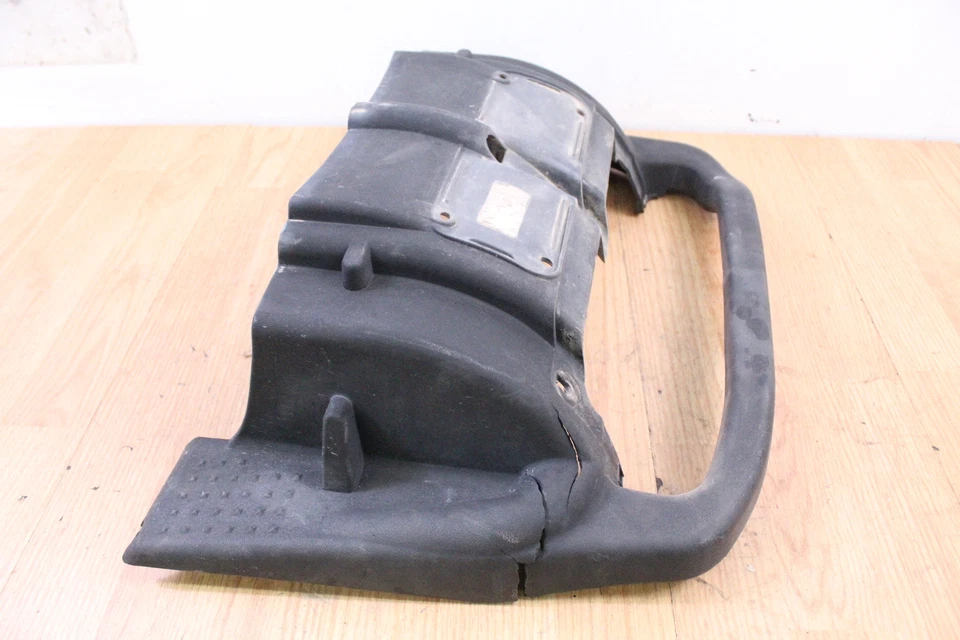 Parachoques trasero Arctic Cat ZR 440 SNO PRO 2002 Foto 3 de 4