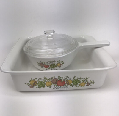 Vintage 60 s Corning Ware La sauge sauce Pan with lid and L Echalote pan P-322