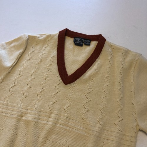 mens vtg 1970s Cream Pullover Sweater XL 100% acrylic V-neck Long Slv Landmark - Picture 11 of 18