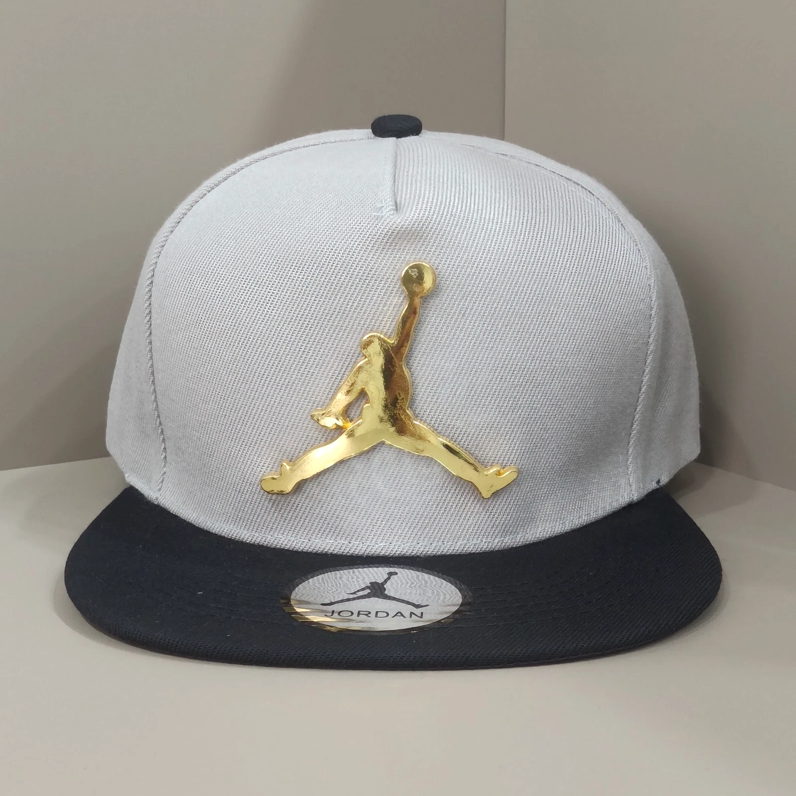 Jordan Outdoor Casual Gold Label Gray Black Two Tone Flat Brim Cap Adjustable
Opens in a new window