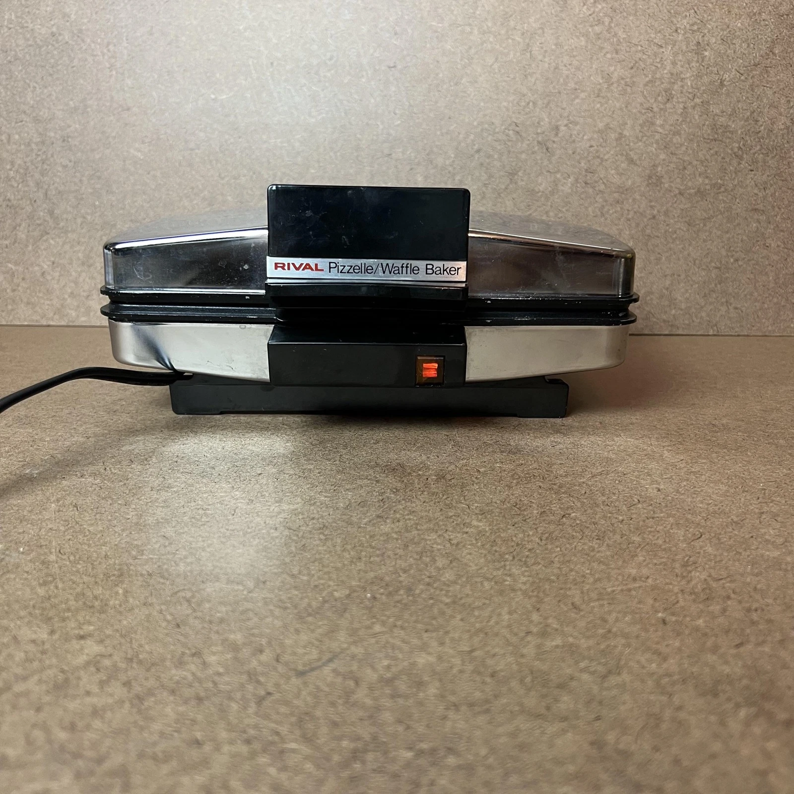 Vintage Rival Pizzelle Waffle Baker Electric Nonstick 1000W Chrome Model 8705/1