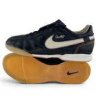 Nike Tiempo Guri IC R10 Ronaldinho US9.5 UK8.5 Black Men’s Cleats Soccer/footbal