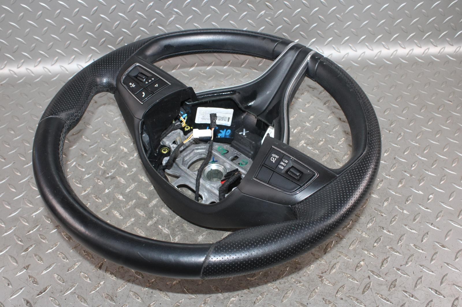 Maserati Ghibli 2014-2020 Steering wheel Black