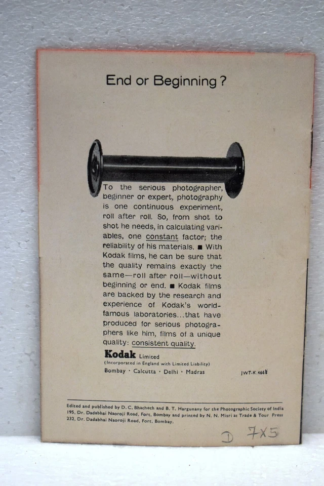 Vintage Clic Main Livre Revue pour Photographie Information Kodak Agfa 1963 Cir - Photo 2/4