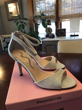 Nina Varetta Silver /Gold Sparkling Heel Shoe Size 7 M