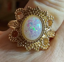 Pretty White Rhinestone Flower Ring, Size 9 with Highly Polished Gold Tones