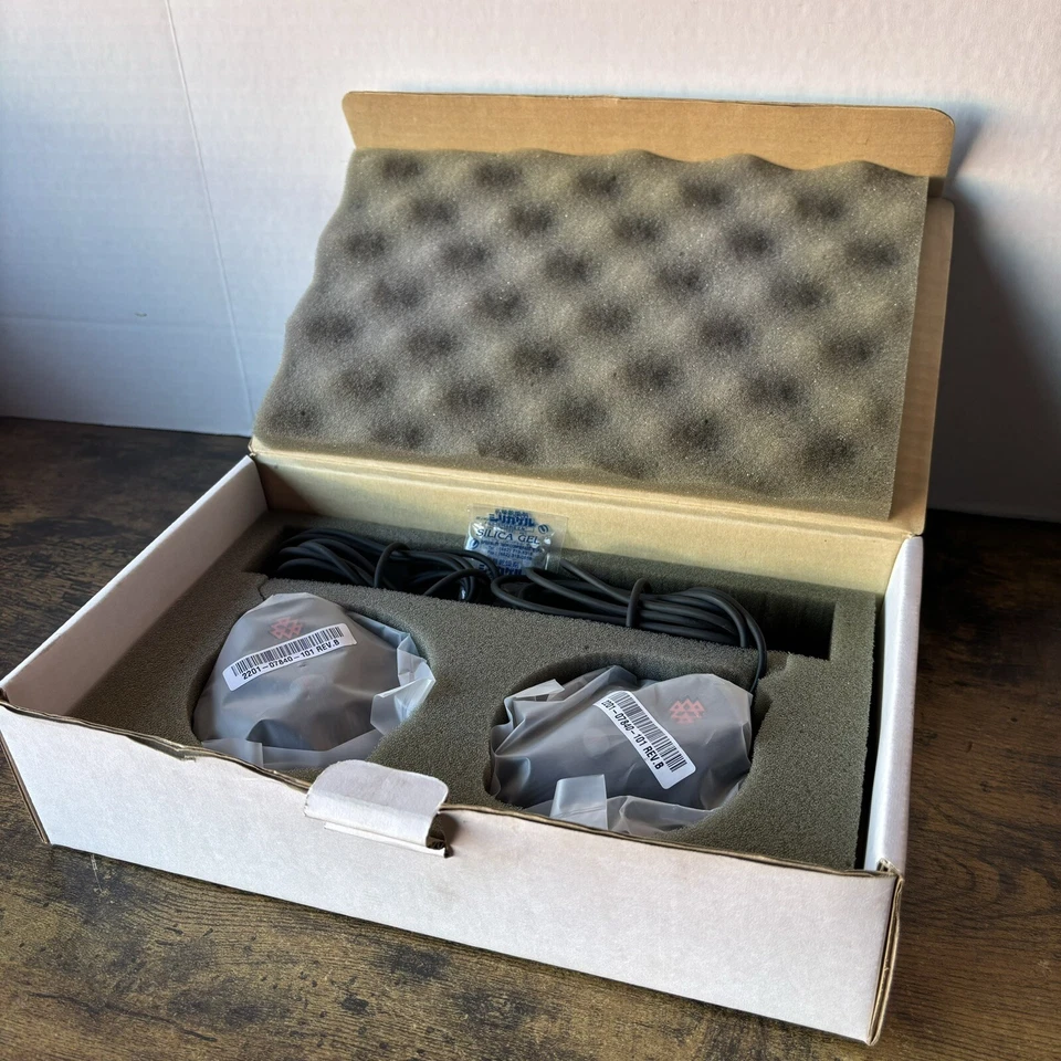 Polycom SoundStation2W EX MIC Pods SS2W (2200-07840-001) NEW - Sealed - Image 3 of 4