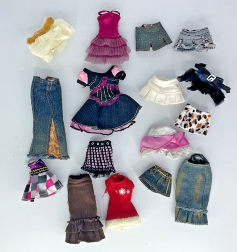 Bratz Doll Lot Dresses and Skirts B - Picture 1 of 12