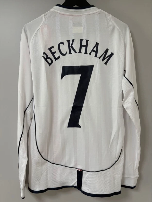 Preços baixos em David Beckham Branco Camisas de futebol da Equipe
