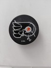 Rod Brind'amour Signed Puck — photo 1