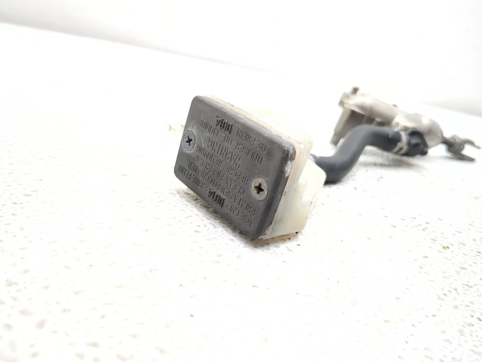 04 05 Cilindro maestro freno trasero Suzuki GSXR 600 750 Foto 4 de 4