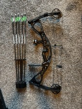 Hoyt Charger Compound Bow in Black RTH