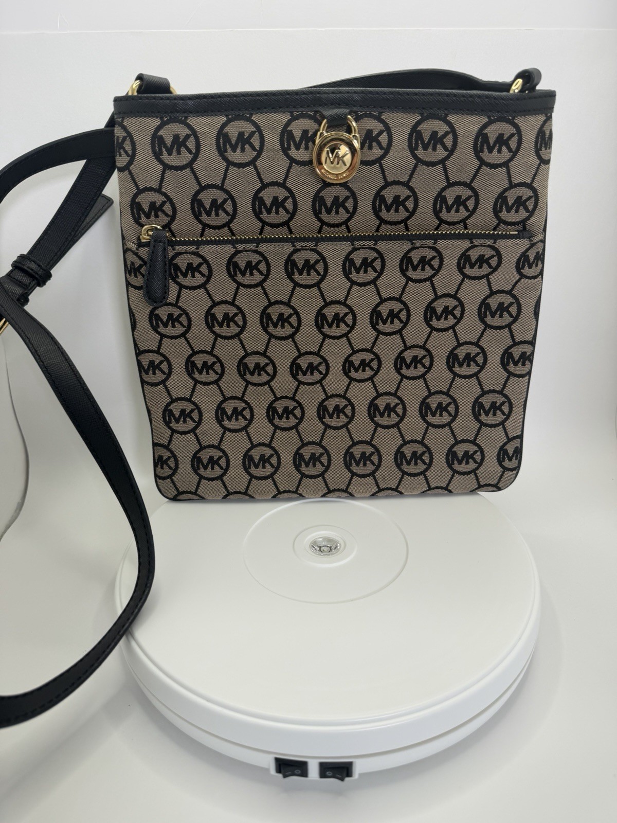 Michael Kors Logo Small Crossbody Bag Zip Closure Beige/Black Gold Hardware