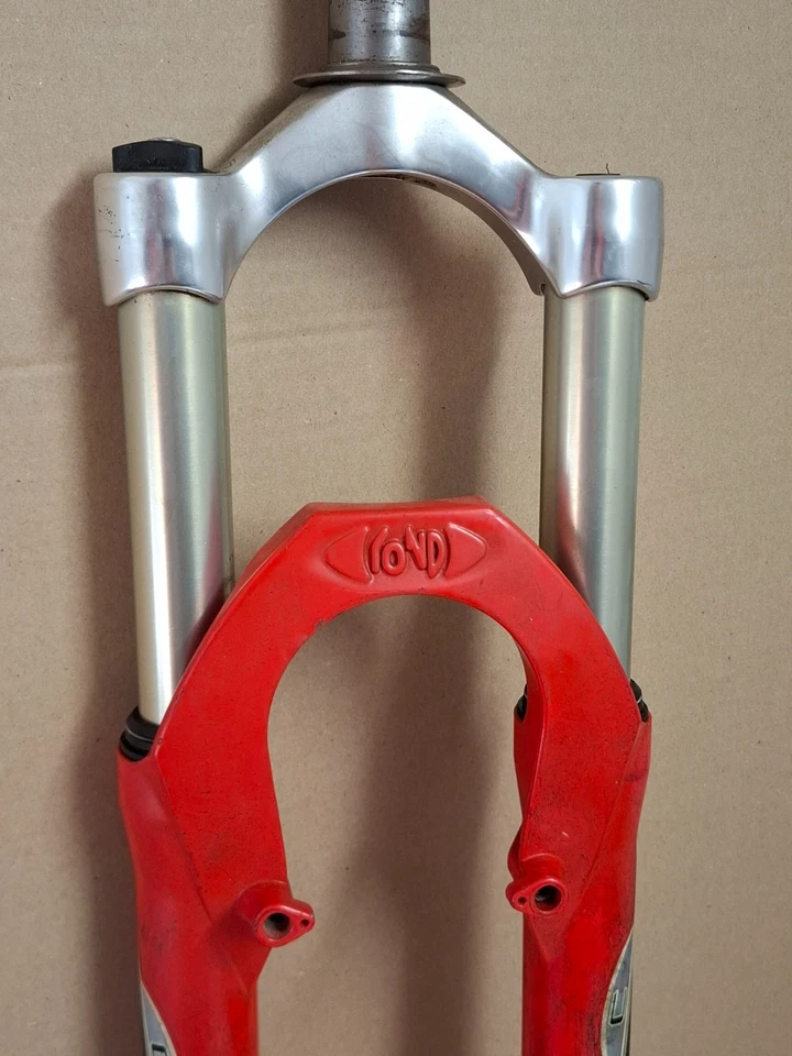 Horquilla de suspensión Magura Quake ROND 26" MTB - 1 1/8" dirección - usada/incompleta Foto 3 de 4