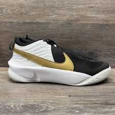 Nike Team Hustle D10 shoes Boy Size 5.5 Youth Basketball Sneakers black white