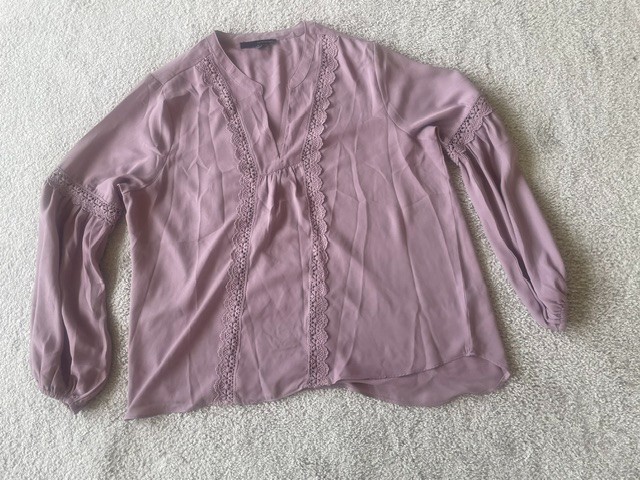 Gently worn Harve Benard size XL purple lavender shirt top tunic blouse
