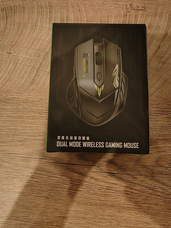 Bluetooth +2.4ghz Rechargeable Gaming Mouse