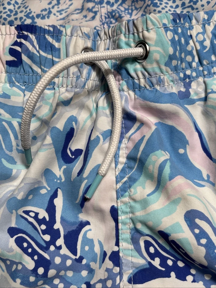 Lilly Pulitzer Boys Junior Capri Swim Trunks 2 Pairs Size S (4-5) Blue Lined - Image 2 of 4