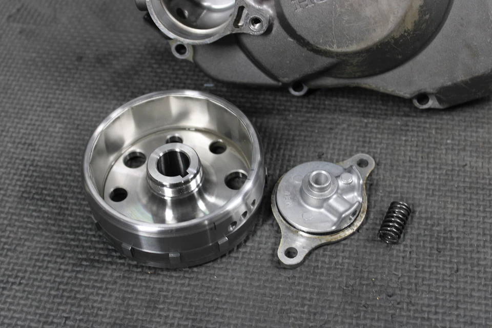 Honda CRF450R 2013 OEM ESTATOR ROTOR MAGNÉTICO VOLANTE MONTAJE 11340-MEN-A50 Foto 2 de 4