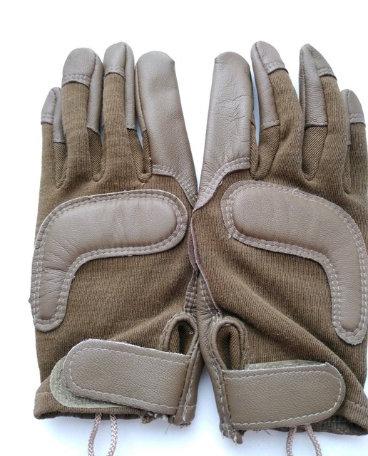 hwi gloves