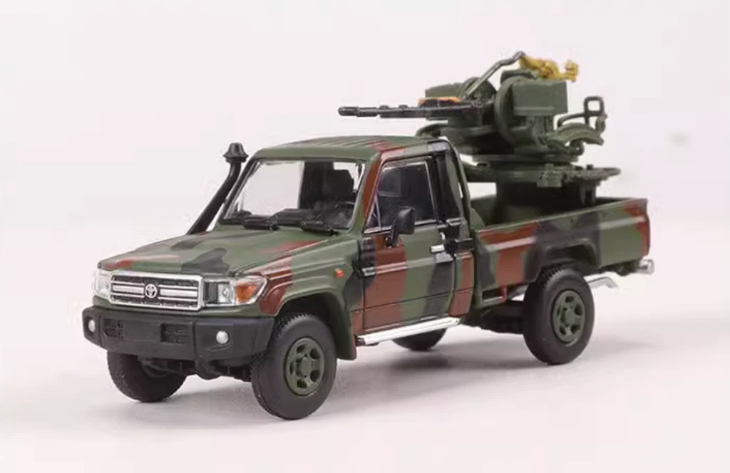 RM 1:64 Green LC79 Pickup Truck Accessory Middle East Model Diecast Metal Car