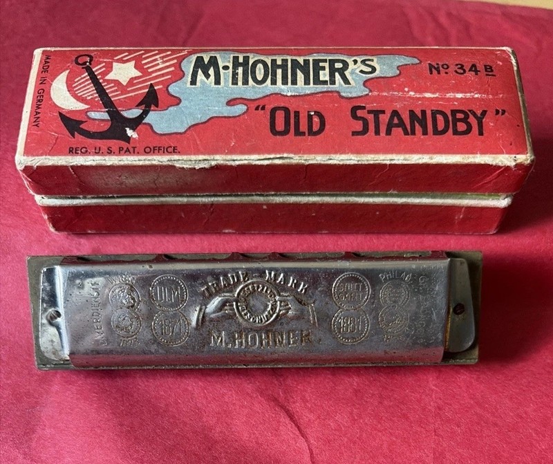 M. Hohner Old Standby No. 34B Diatonic Harmonica Key of E with Box