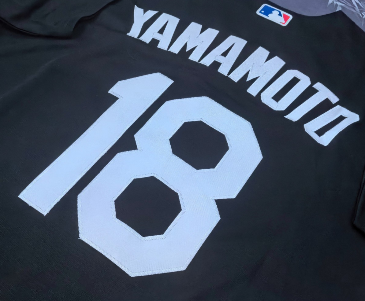 Yoshinobu Yamamoto #18 Dodgers Black/Red Cool Base Sewn Stitched