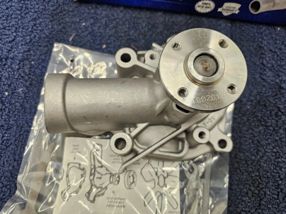 Bomba de agua del motor T2287 para Mitsubishi Eclipse Galant 2012 2,4 L Foto 2 de 4