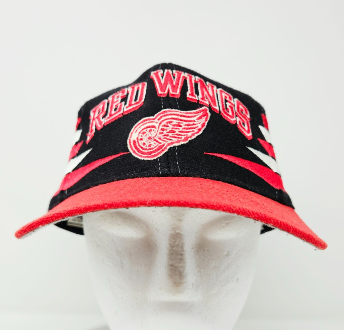 Detroit Red Wings Diamond Cut Snapback Hat Logo Athletic Wool 90s NHL