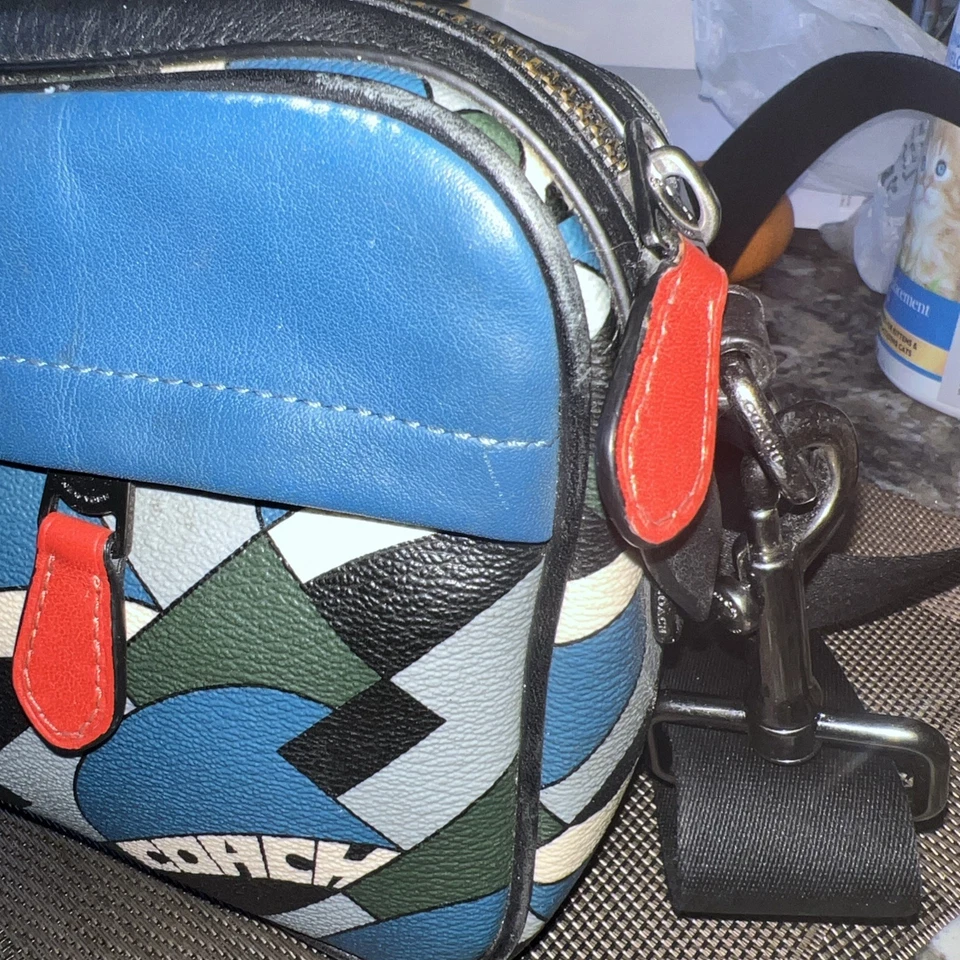 Bandolera Coach Graham con estampado de puente decorativo 1976 azul negro rojo blanco Foto 4 de 4