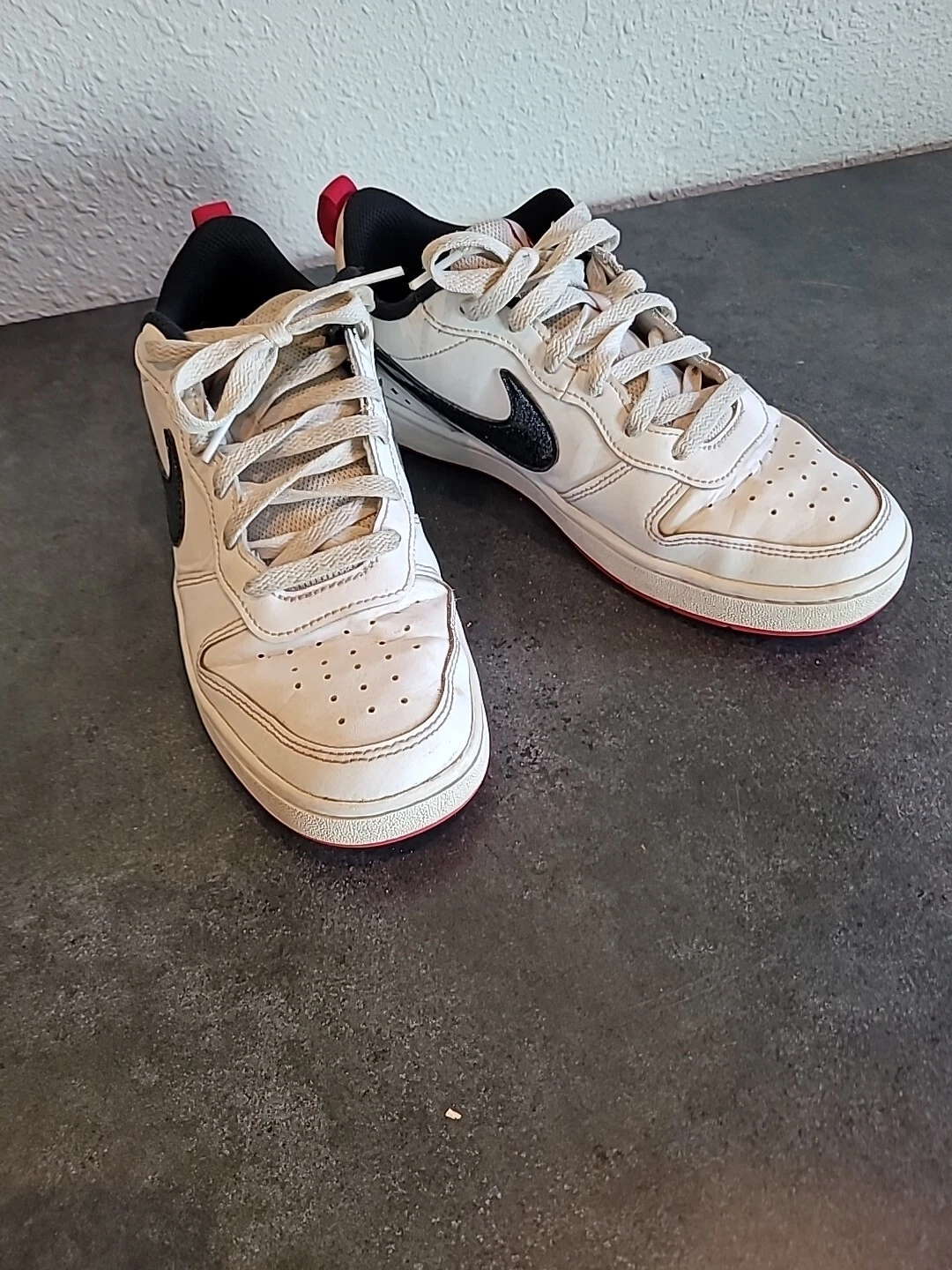 Nike Youth Court Borough Low 2 SE DM0110 100 bianche molto bacche taglia 7 gioventù