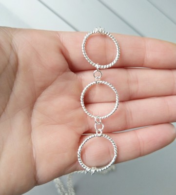 O ring choker with chains and fake 