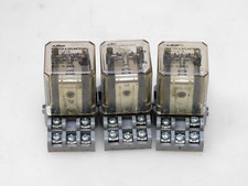 LOT OF 3 AMF POTTER  BRUMFIELD KUP11A15 RELAY 120V 50/60Hz 10A 240VAC W/ BASE