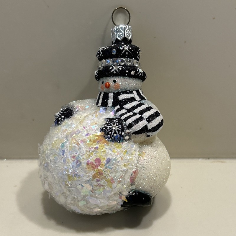 Patricia Breen 2005 Snowball Under Construction #2553 3" RARE