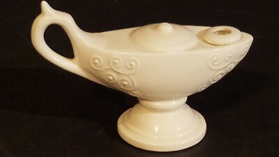 Vintage Made In Japan Ceramic Porcelain Aladdin Lamp