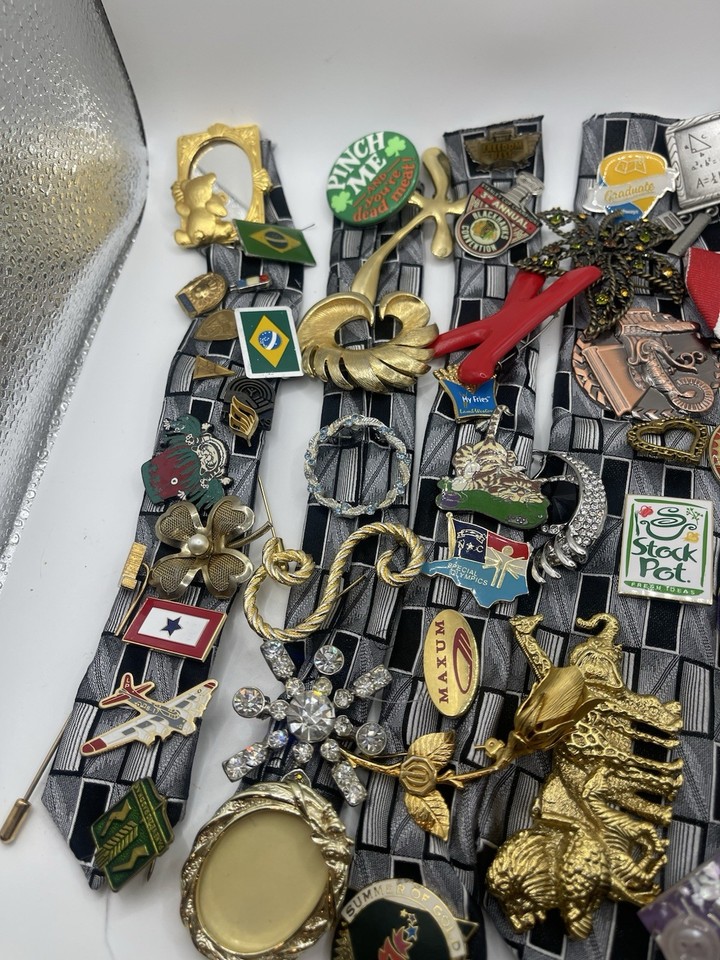 Vtg - Now Lapel Pin Lot Of Various Silver & Gold Tone Pinbacks Enamel ...