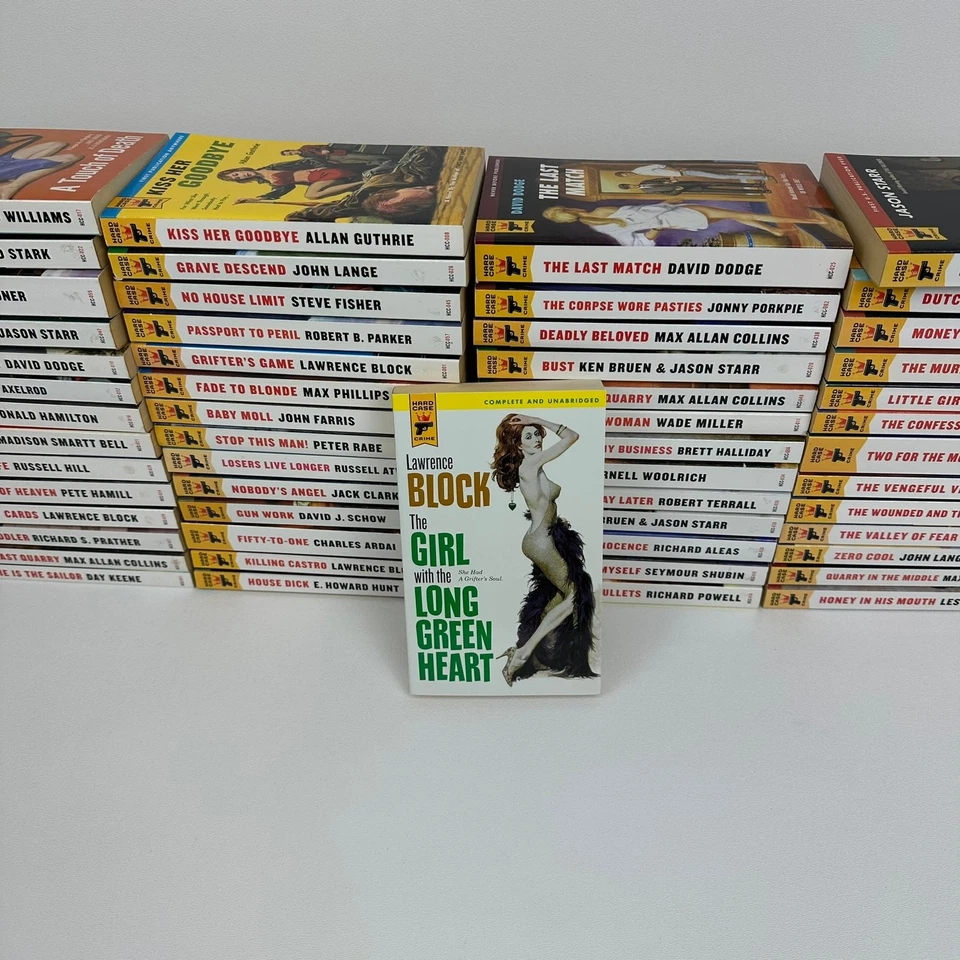Hard Case Crime Lot of 55 Hard Boiled Noir Action Mystery Thriller Pulp Novels Foto 2 de 4