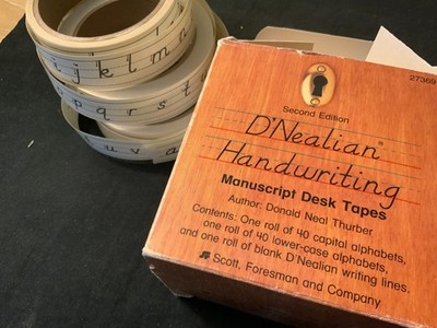 D'Nealian Style Alphabet: Stroke Handwriting Practice Desk Tapes cursive