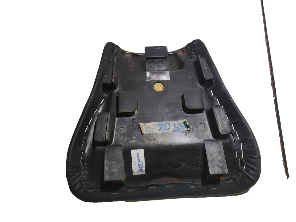 Triumph Speed Triple 955i 2003 2006 Saddle Pilot Original T2304870 Foto 3 de 4