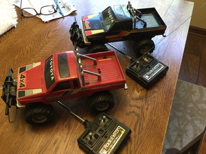 Vintage Toyota Wincher 4x4 RC Remote Control Trucks PAIR (2) | eBay