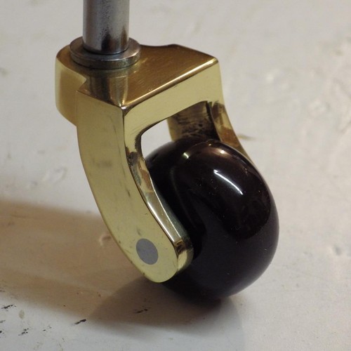 brass and porcelain pin and socket 29 mm castor,grip neck caster,superior 5547 - Picture 3 of 3