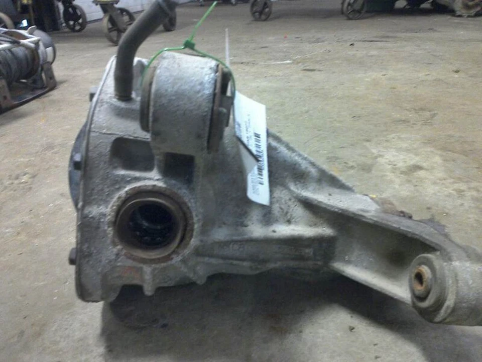 2002-2010 Mercury Mountaineer Front Axle Differential Carrier 3.73 Ratio Foto 4 de 4