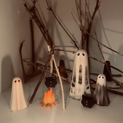 York Ghost Merchants accessory - Fire Pit Activity 🪵