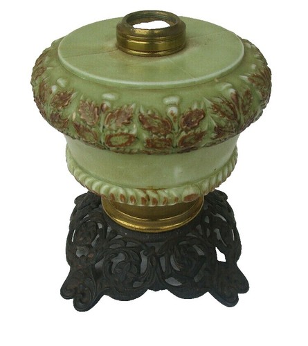 Set of 2 Colonial Victorian Oil Lamps Japan Nasco Del  display picture 1
