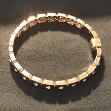 Premier Designs “Modern Luxe” Magnetic Catch Bangle Bracelet