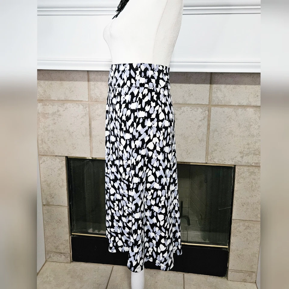 Falda Preston And York Negra Blanca Gris Estampado Talla Extra Grande Foto 4 de 4