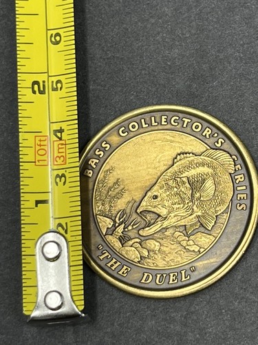 The Duel Bass Collectors Series Fishing Brass Coin "The Duel" B.A.S.S. - Picture 3 of 3