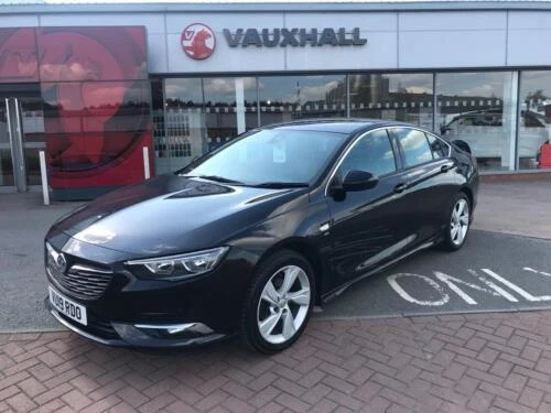 Insignia Petrol Cars