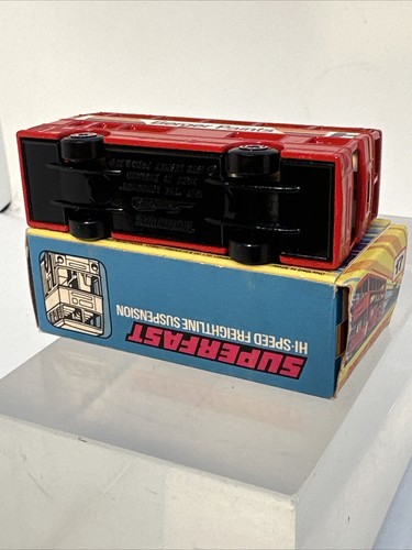 Matchbox Superfast No. 17 Londoner Berger Paints Mint In the Box Super Clean - Picture 6 of 10